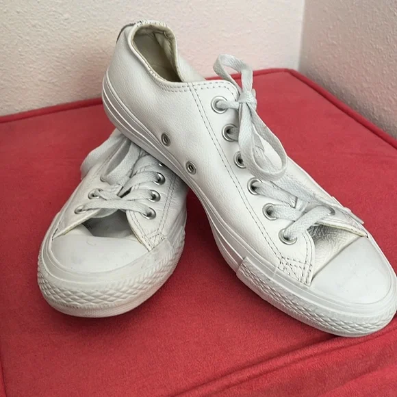 Converse Chuck Taylor sneakers - Picture 2 of 5